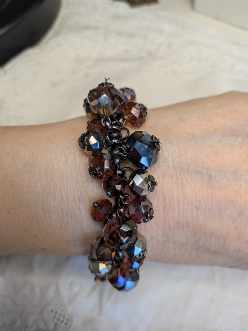 Vintage‑Style Garnet AB Glass Cha‑Cha Expansion Bracelet with Gunmetal Findings